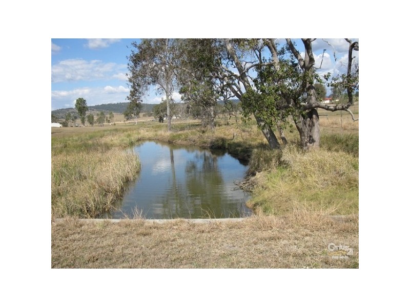 4 Harwood St, Kensington Grove QLD 4341