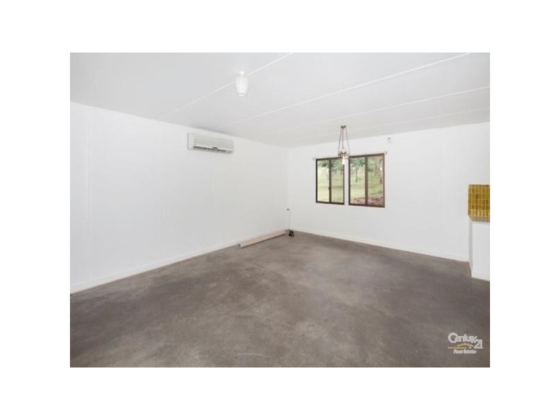 21 McDonald Road, Wivenhoe Pocket QLD 4306