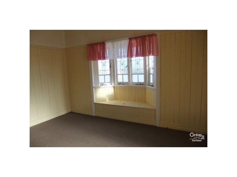 74 Prospect Street, Lowood QLD 4311