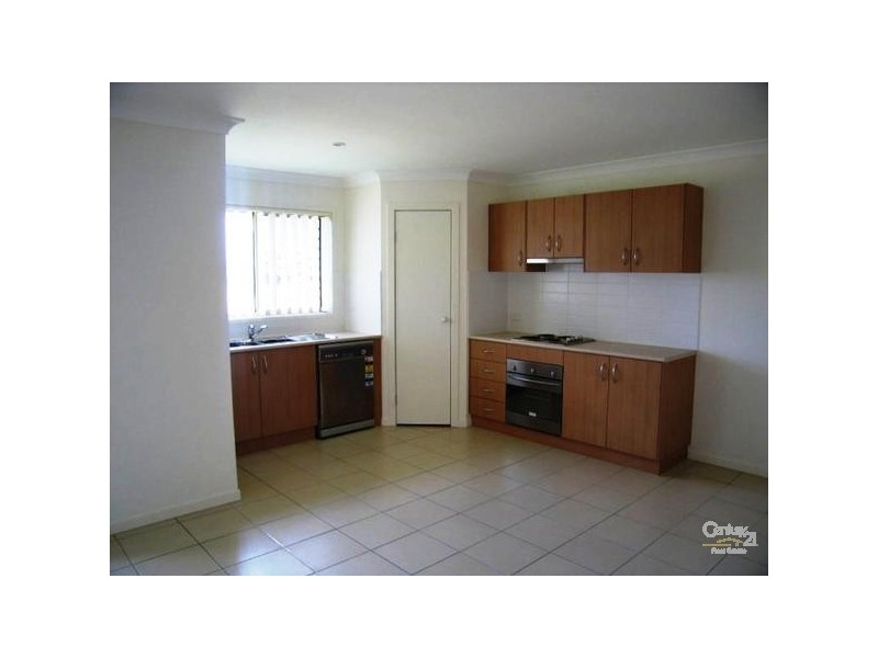 7 Heron Close, Lowood QLD 4311