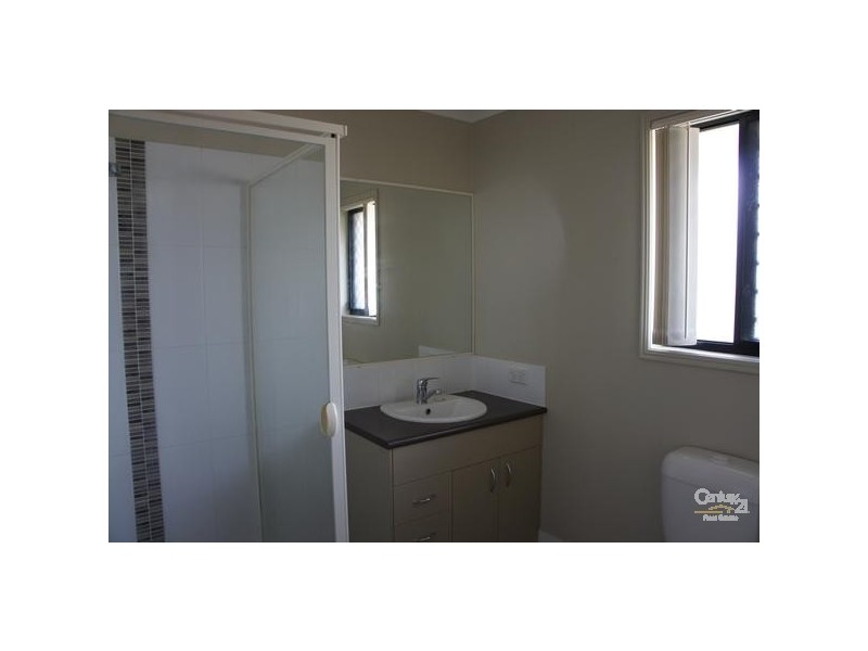 26 Honeyeater Place, Lowood QLD 4311