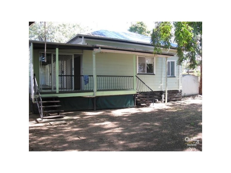 24 Daniel Street, Lowood QLD 4311