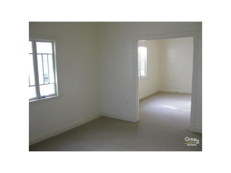 24 Daniel Street, Lowood QLD 4311