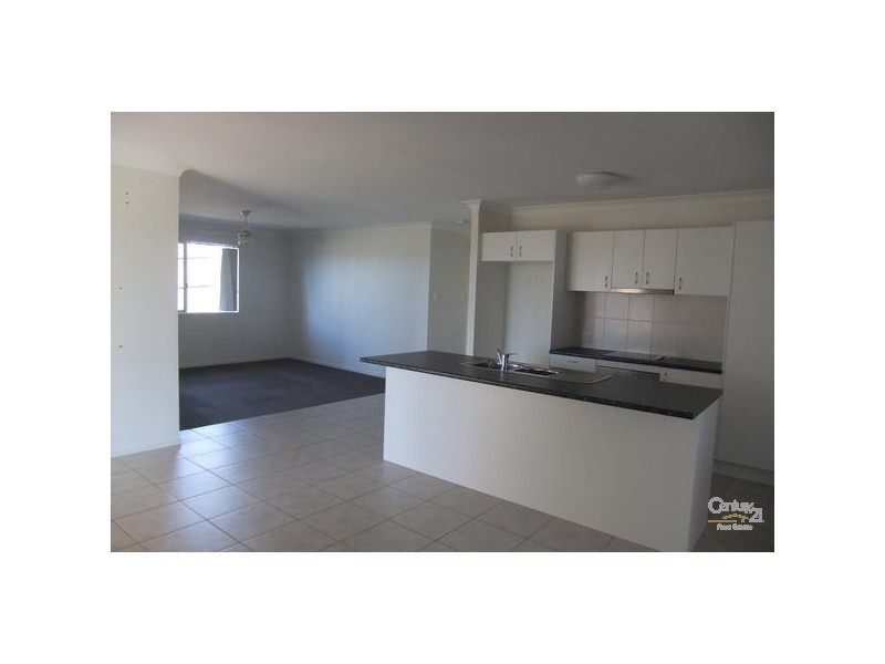 4 Mallard Street, Lowood QLD 4311