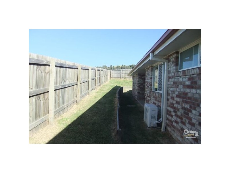 4 Mallard Street, Lowood QLD 4311