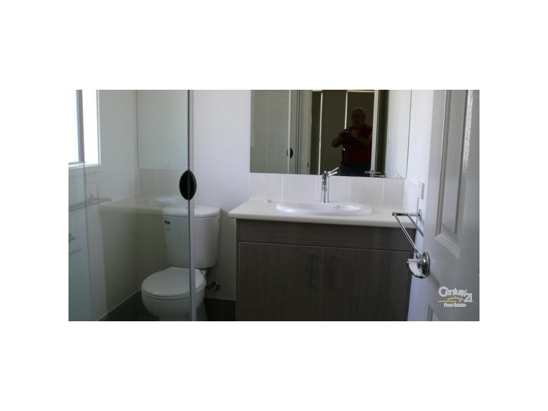 7 Goldenwood Cres, Fernvale QLD 4306