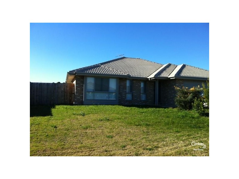21 McInnes Street, Lowood QLD 4311