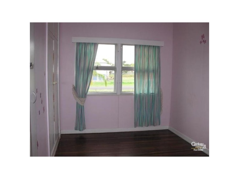 34 Walters Street, Lowood QLD 4311