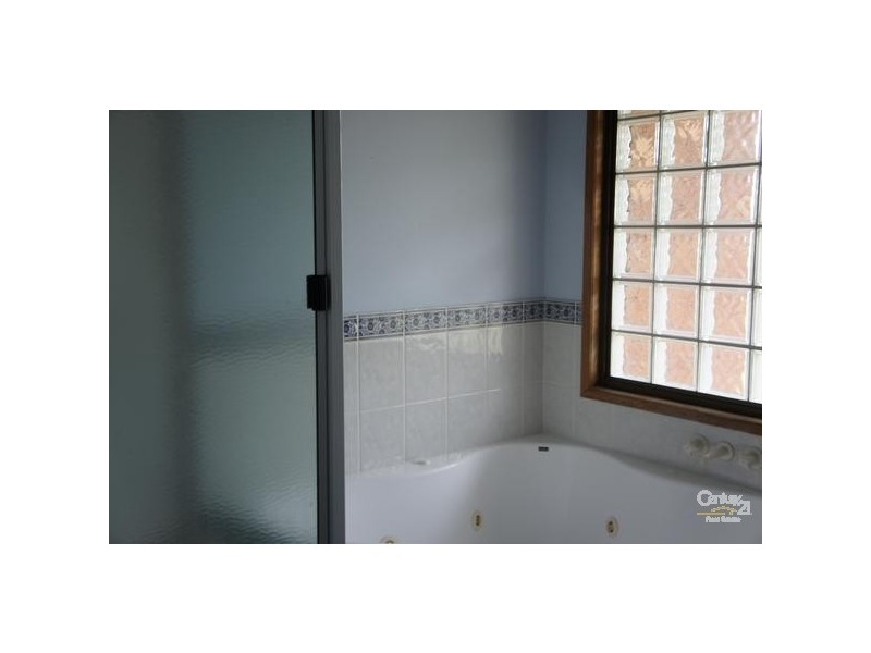 4852 Brisbane Valley Highway, Glen Esk QLD 4312