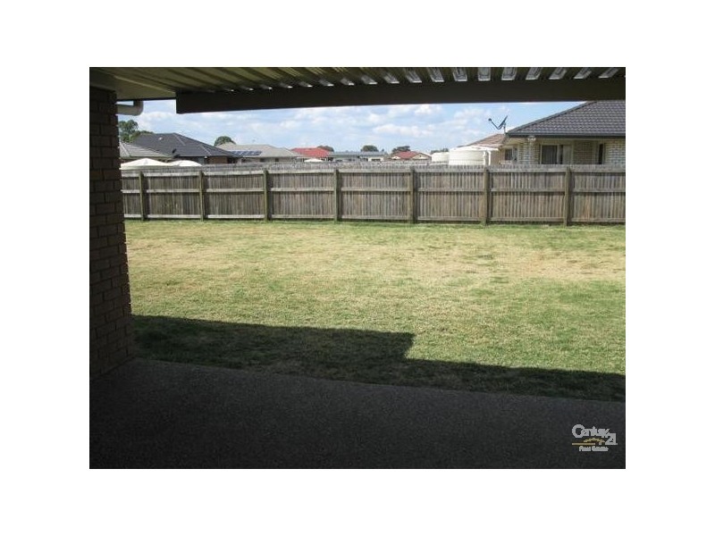 23 Bray Street, Lowood QLD 4311