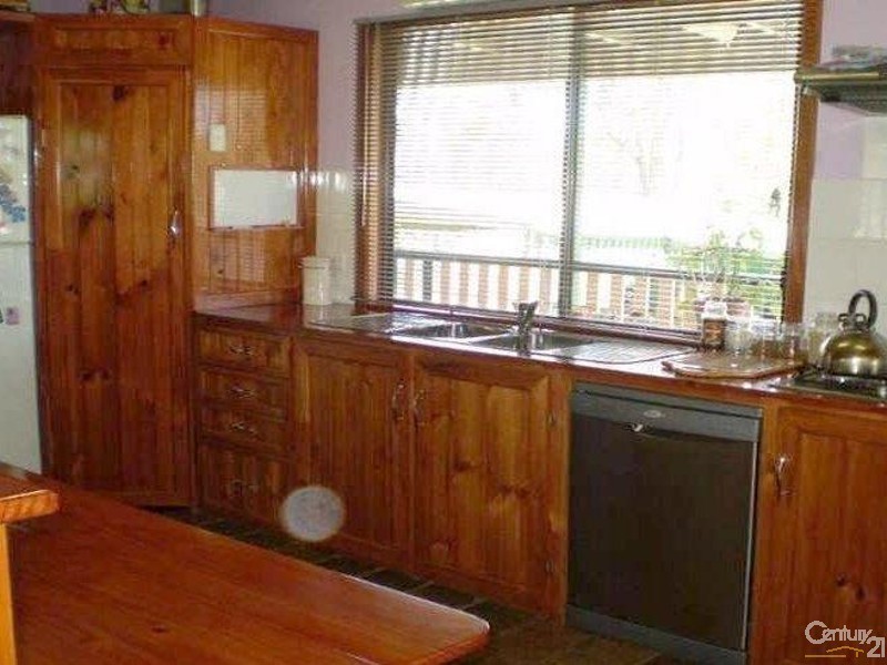 Kensington Grove QLD 4341