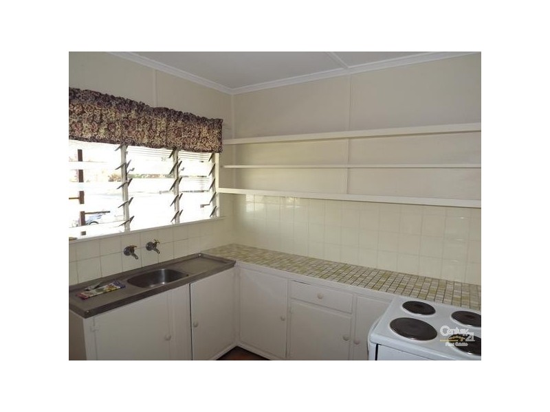 1/2 Daniel Street, Lowood QLD 4311