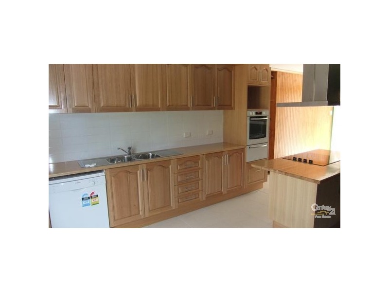 113 Lindemans Road, Lowood QLD 4311