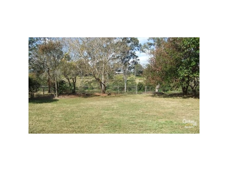 113 Lindemans Road, Lowood QLD 4311