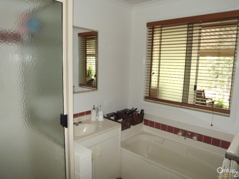 Kensington Grove QLD 4341