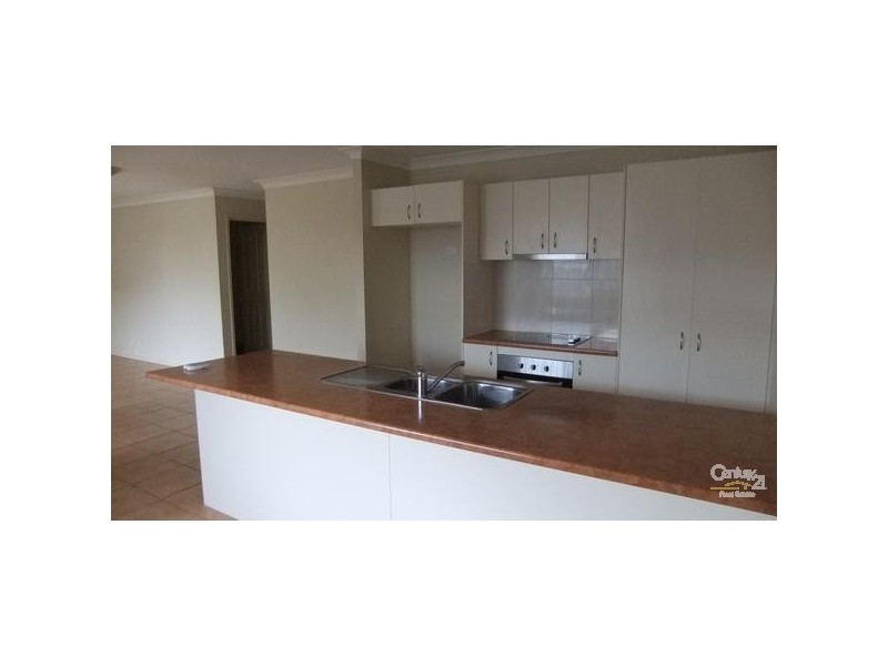 19 Sea Eagle Drive, Lowood QLD 4311