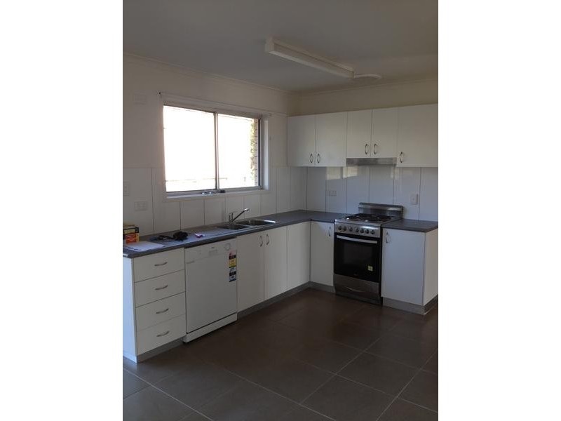 32 Park Street, Lowood QLD 4311