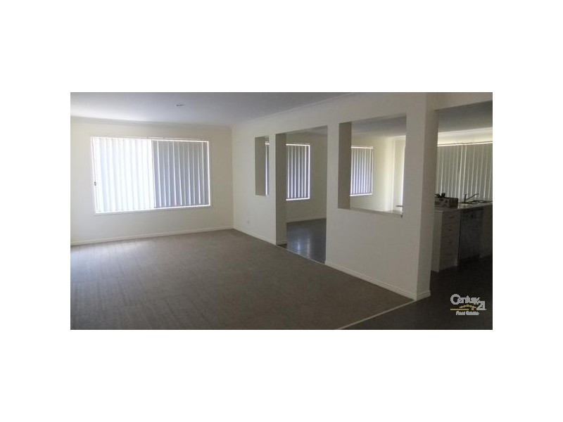 29 Bray Street, Lowood QLD 4311