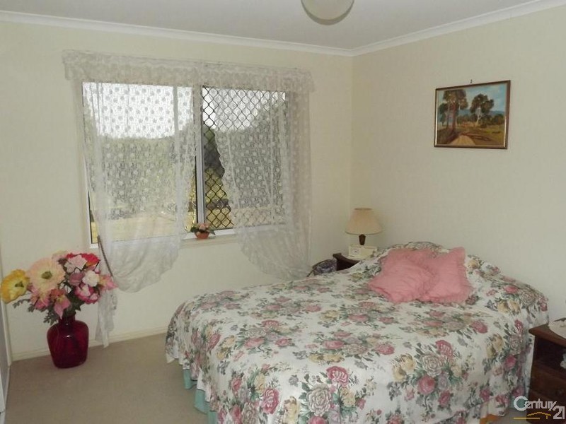 Glamorgan Vale QLD 4306