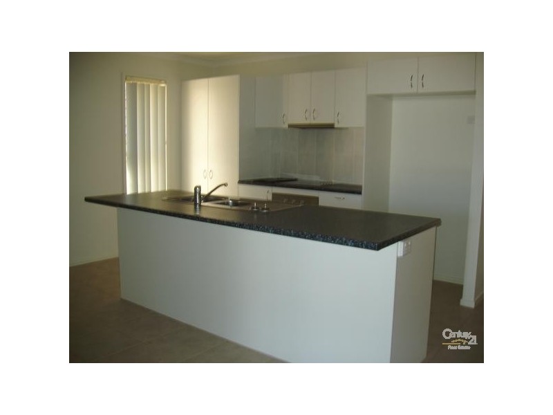 30 Honeyeater Place, Lowood QLD 4311