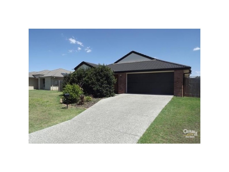 11 Bray Street, Lowood QLD 4311