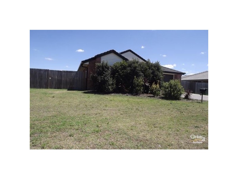 11 Bray Street, Lowood QLD 4311
