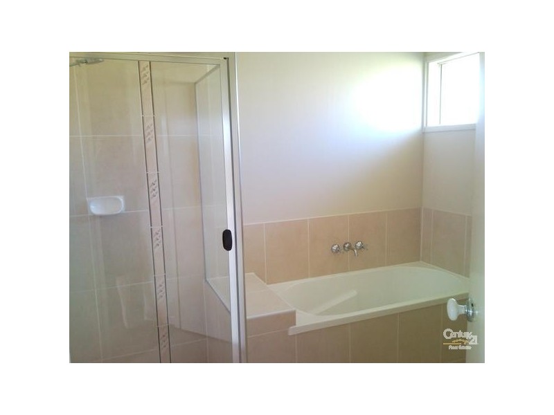25 Sea Eagle Drive, Lowood QLD 4311