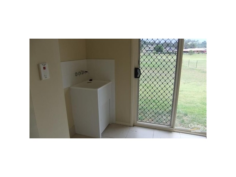 12 Harpeng Drive, Minden QLD 4311