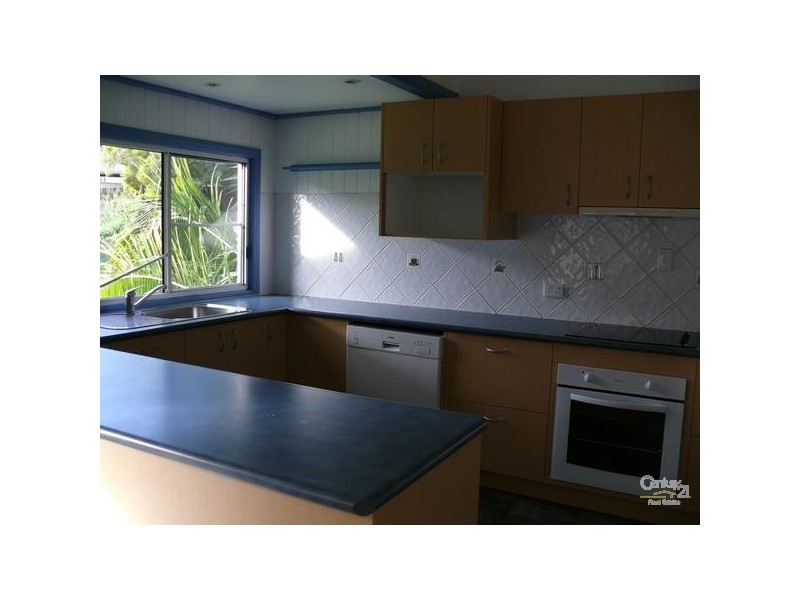 18 Park Street, Lowood QLD 4311