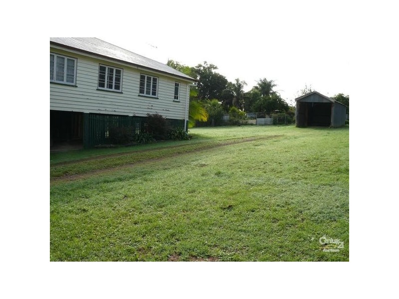 18 Park Street, Lowood QLD 4311