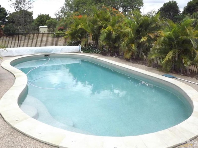 16 Dumke Street, Lowood QLD 4311