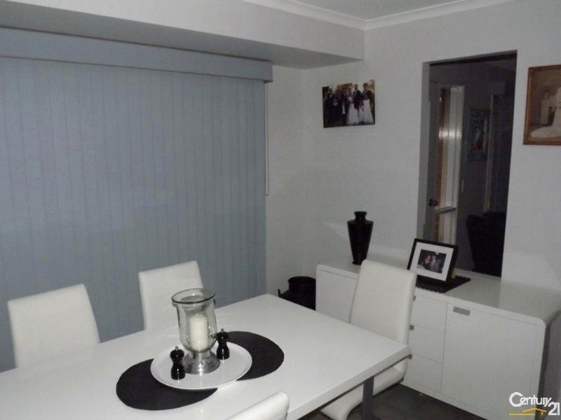 16 Dumke Street, Lowood QLD 4311