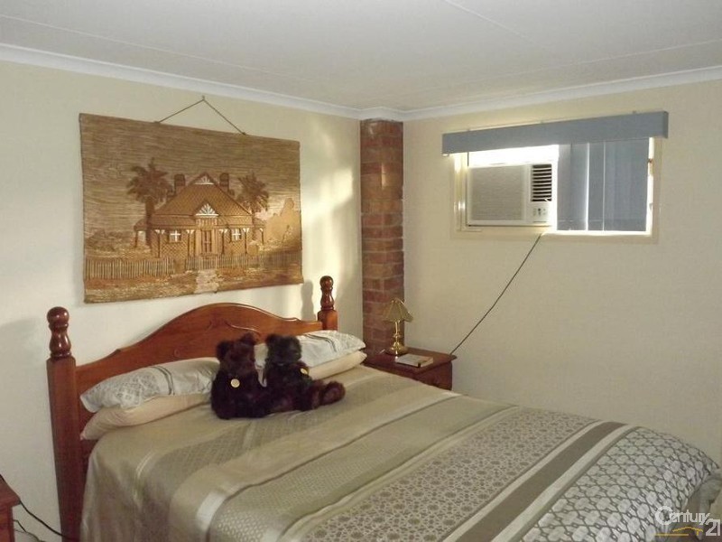 16 Dumke Street, Lowood QLD 4311