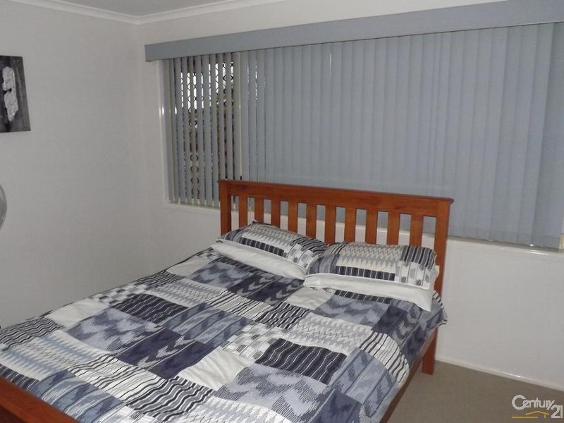 16 Dumke Street, Lowood QLD 4311