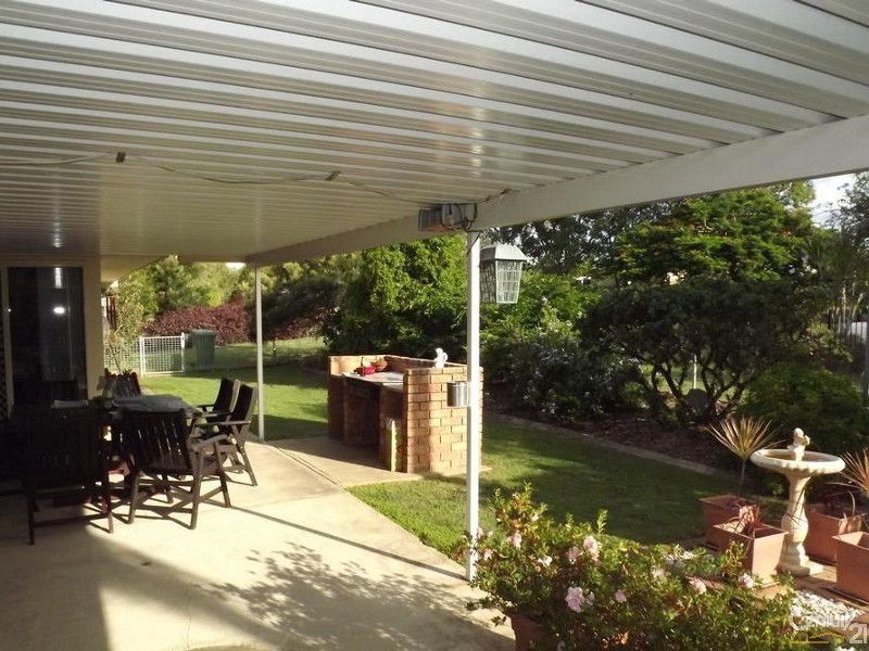 16 Dumke Street, Lowood QLD 4311