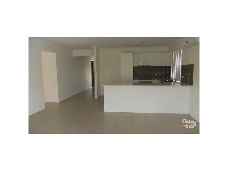 3 Fiery Street, Brassall QLD 4305