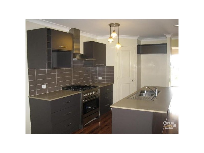 18 Willowood, Fernvale QLD 4306