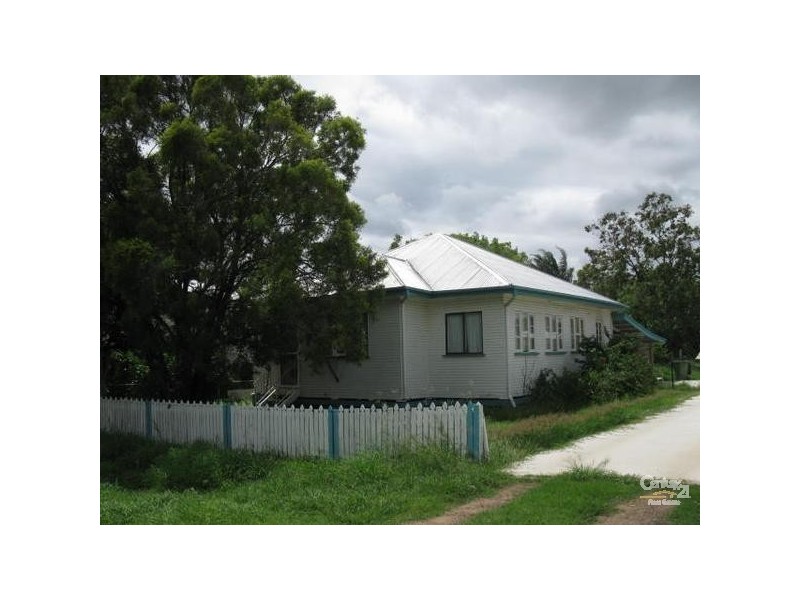 22 Patrick Street, Lowood QLD 4311