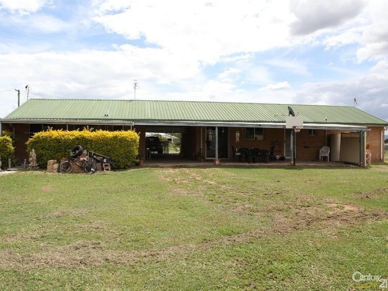 7 Nathan Crt, Plainland QLD 4341