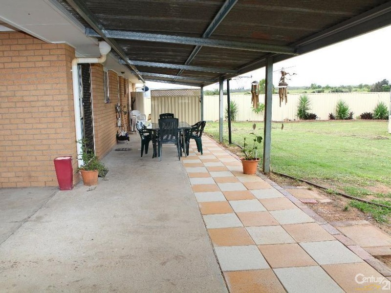 7 Nathan Crt, Plainland QLD 4341