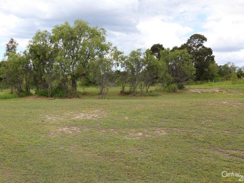 7 Nathan Crt, Plainland QLD 4341