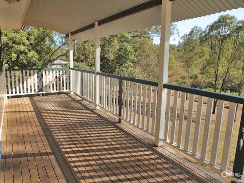 19 Daintree Court, Fernvale QLD 4306