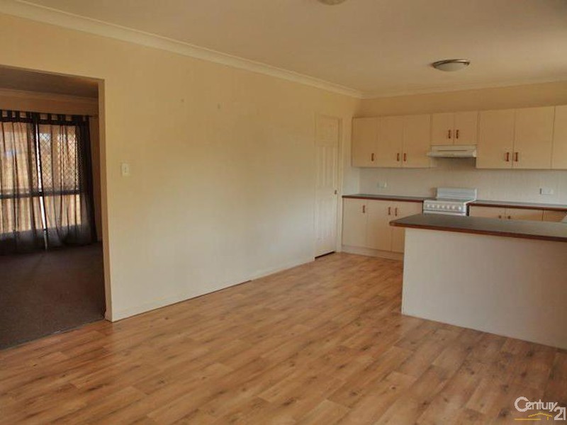 19 Daintree Court, Fernvale QLD 4306