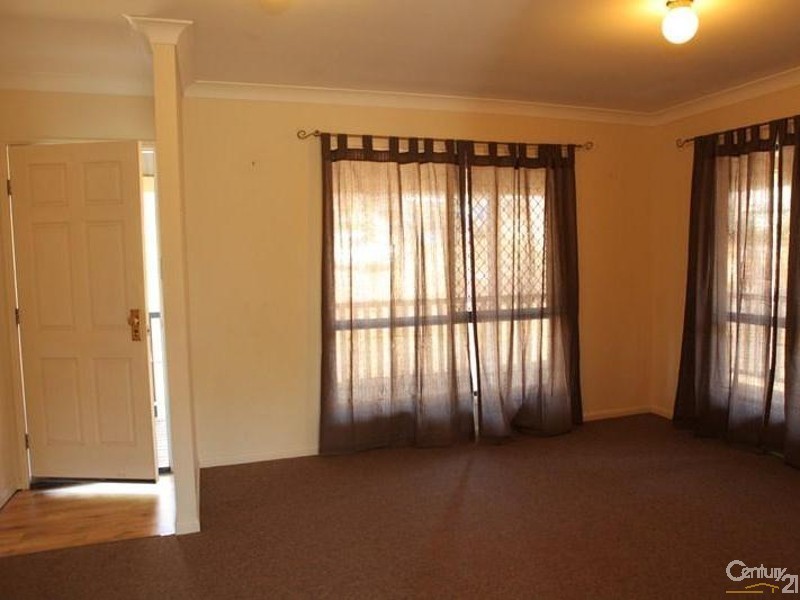 19 Daintree Court, Fernvale QLD 4306