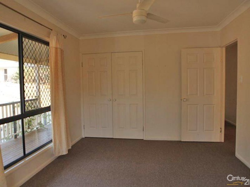 19 Daintree Court, Fernvale QLD 4306