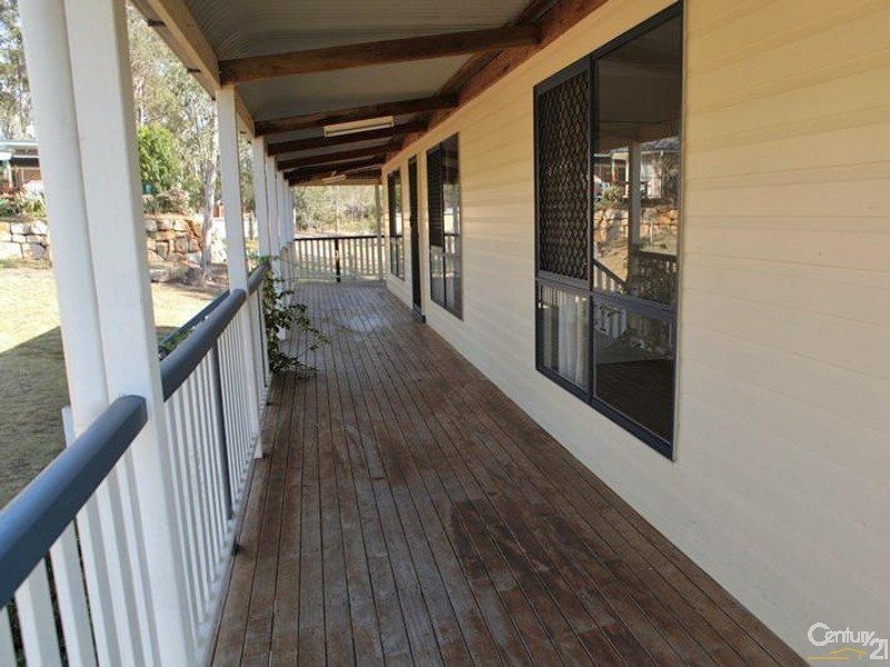 19 Daintree Court, Fernvale QLD 4306