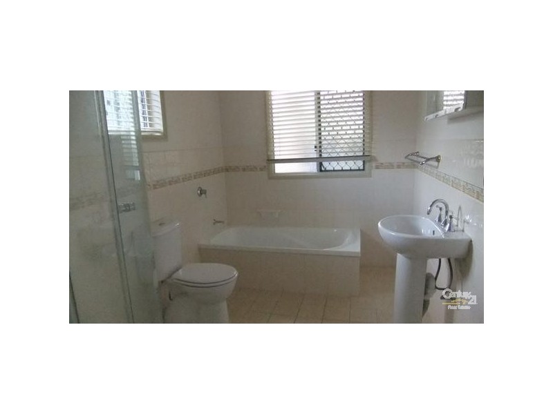 18 Whittle Street, Gatton QLD 4343