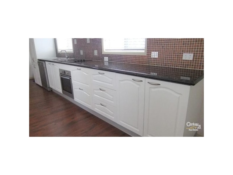 18 Whittle Street, Gatton QLD 4343