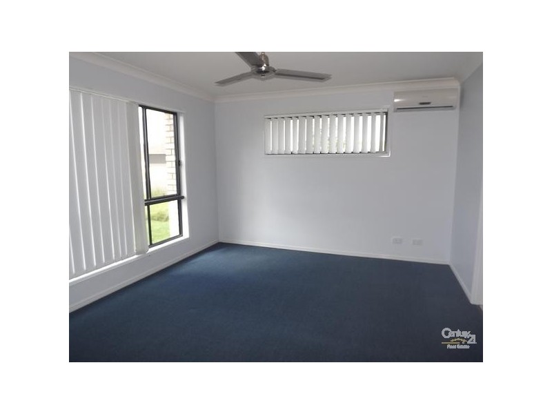 6 Lewis Crescent, Lowood QLD 4311