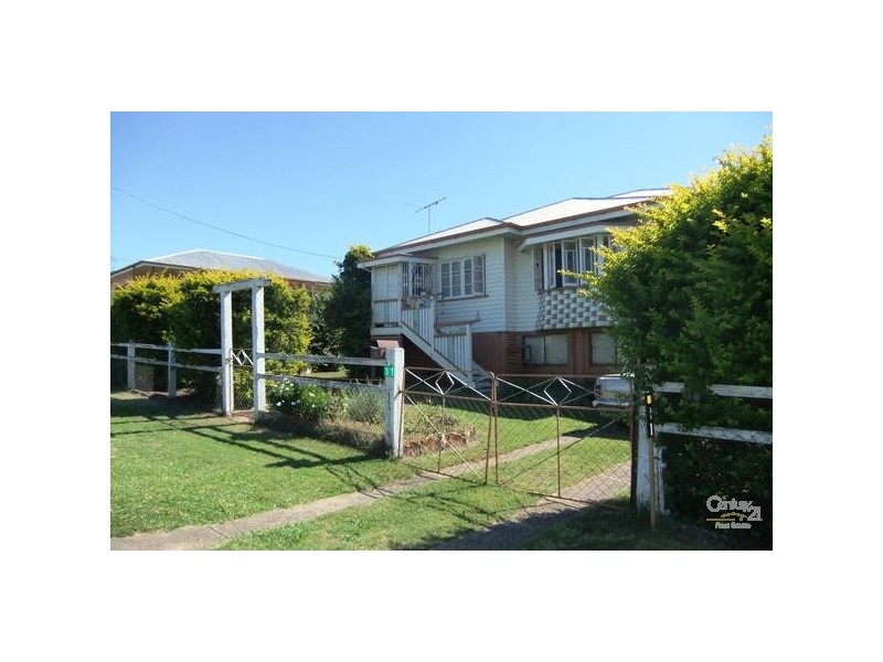 11 Banks Creek Road, Fernvale QLD 4306